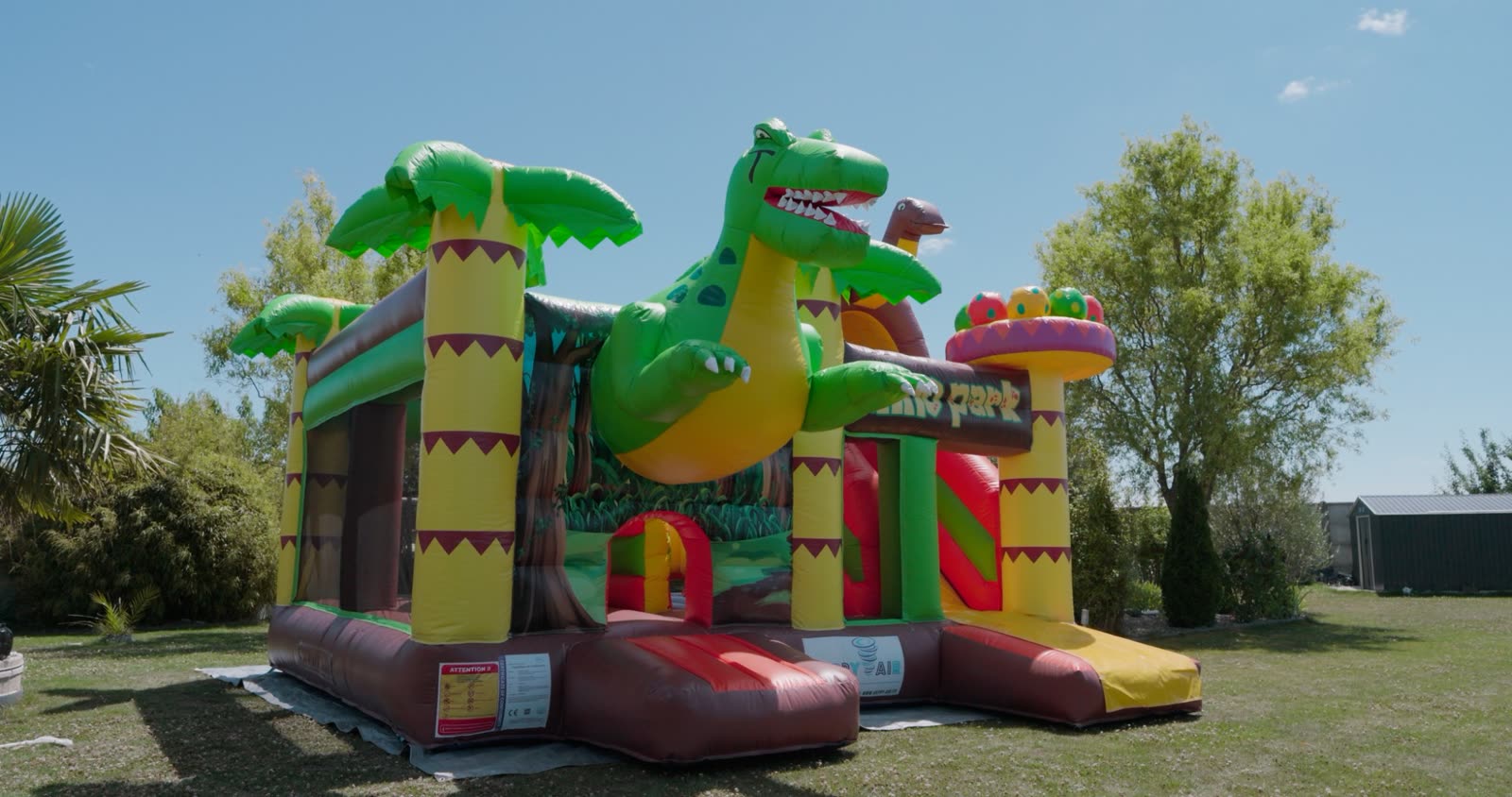 Quel château gonflable choisir selon l'âge des enfants ?