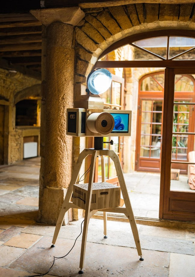 alt="Animation photobooth pour anniversaire adulte"