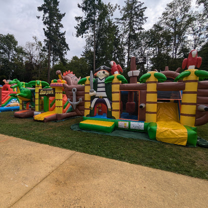 Détail sécurité : filets du château gonflable pirate Happy Piratus – location Eure-et-Loir (28)