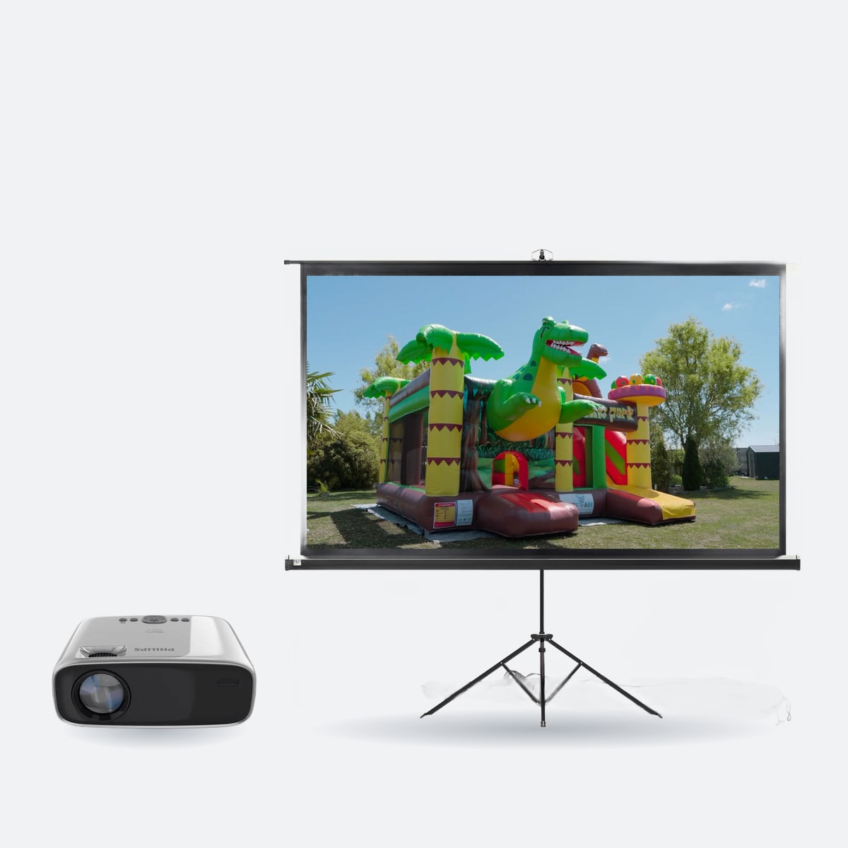 Pack vidéoprojection : vidéoprojecteur et écran 254 cm en location à Chartres (28)